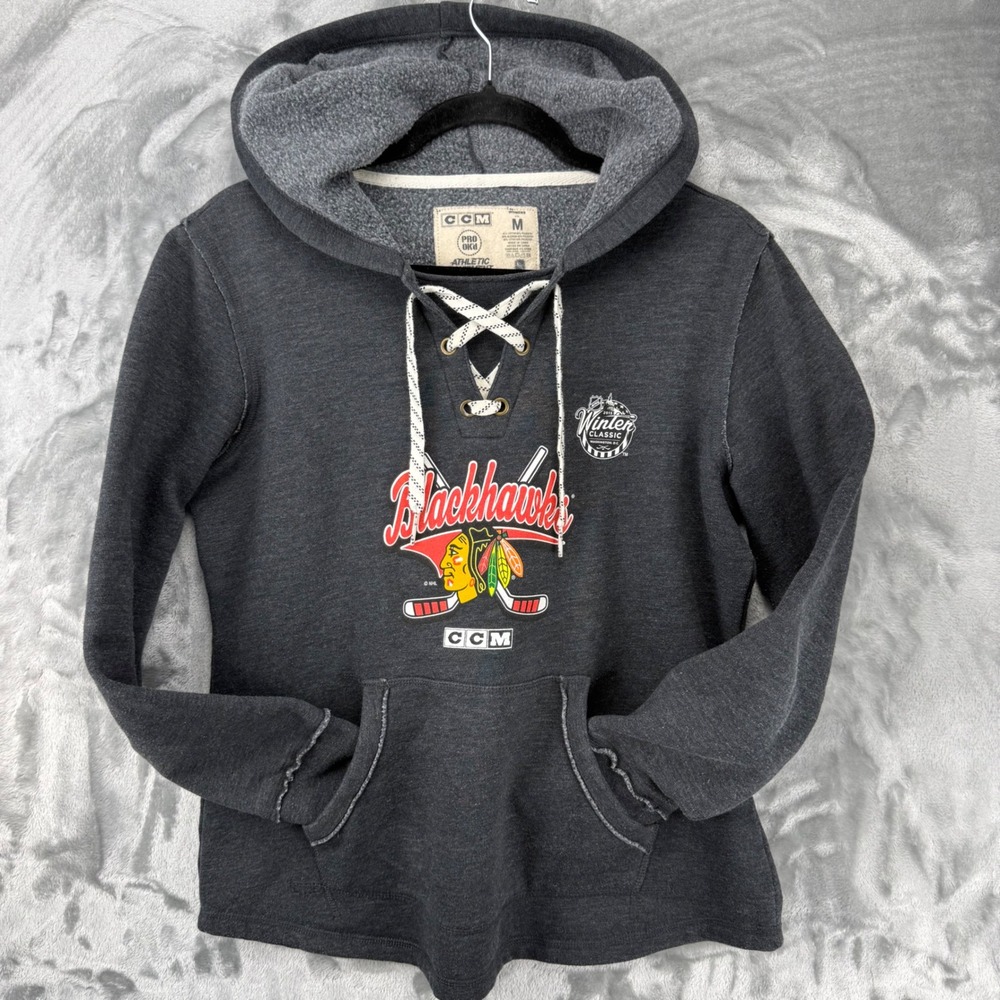 CCM Chicago Blackhawks 2015 NHL Winter Classic Lace Up Hoodie Womens Medium Gray